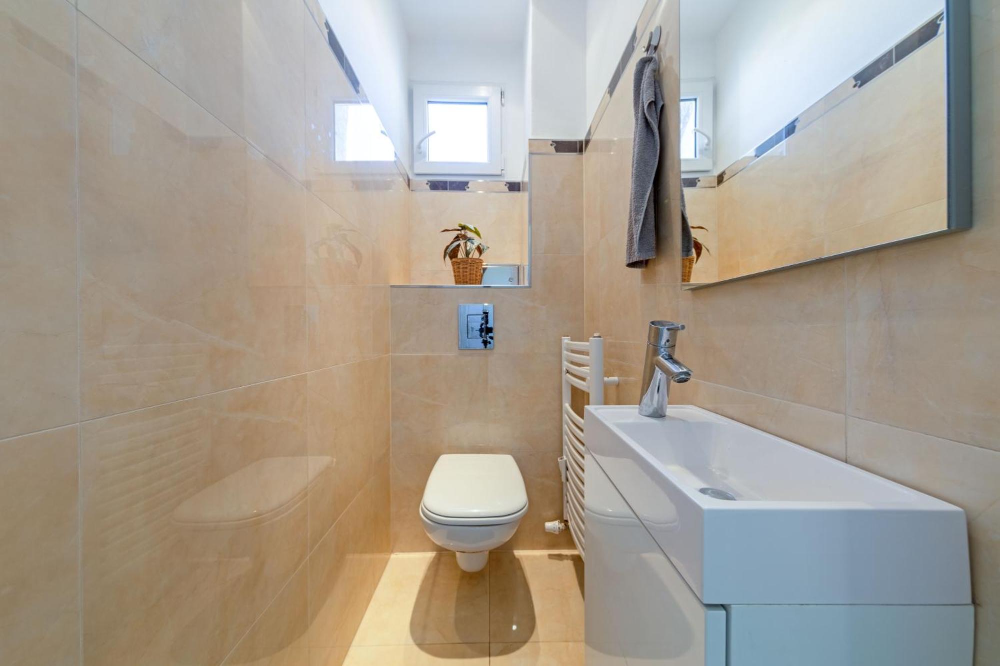 Gorgeous City Center Apartment In Bratislava With Free Parking Exterior photo