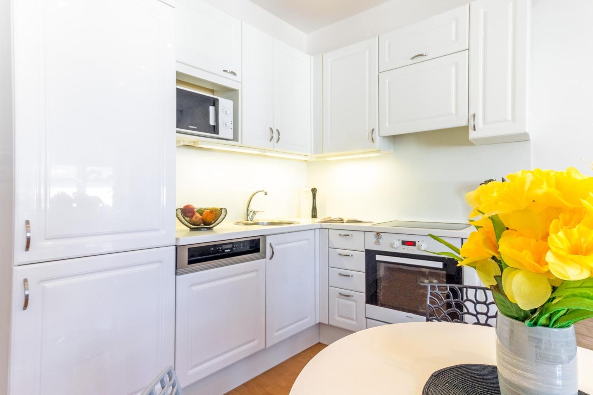 Gorgeous City Center Apartment In Bratislava With Free Parking Exterior photo